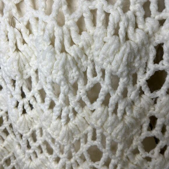 60’s White Cream Crocheted Open Knit Fringe Button Front Vintage Boho Poncho - Picture 5 of 10